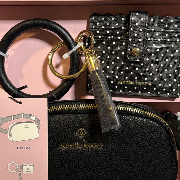 Giveaway - Picture 2 of 3